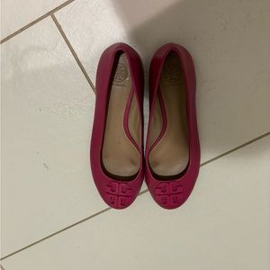 Tory Burch pink flat shoes 6.5